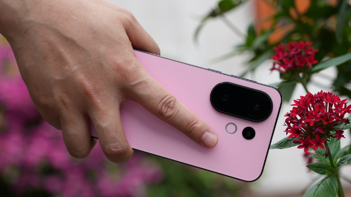 Vivo S50 Pro mini (X300 FE) получит компактный корпус и процессор от Qualcomm