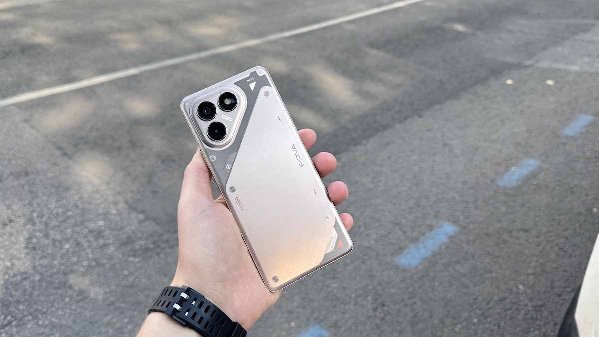 TECNO POVA 7 NEO живые фото