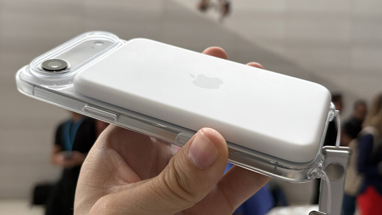 Apple показала повербанк для iPhone Air: $99 и почти вдвое толще смартфона