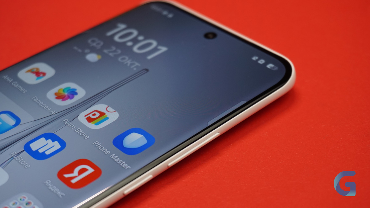 Обзор TECNO SPARK Slim дисплей грань