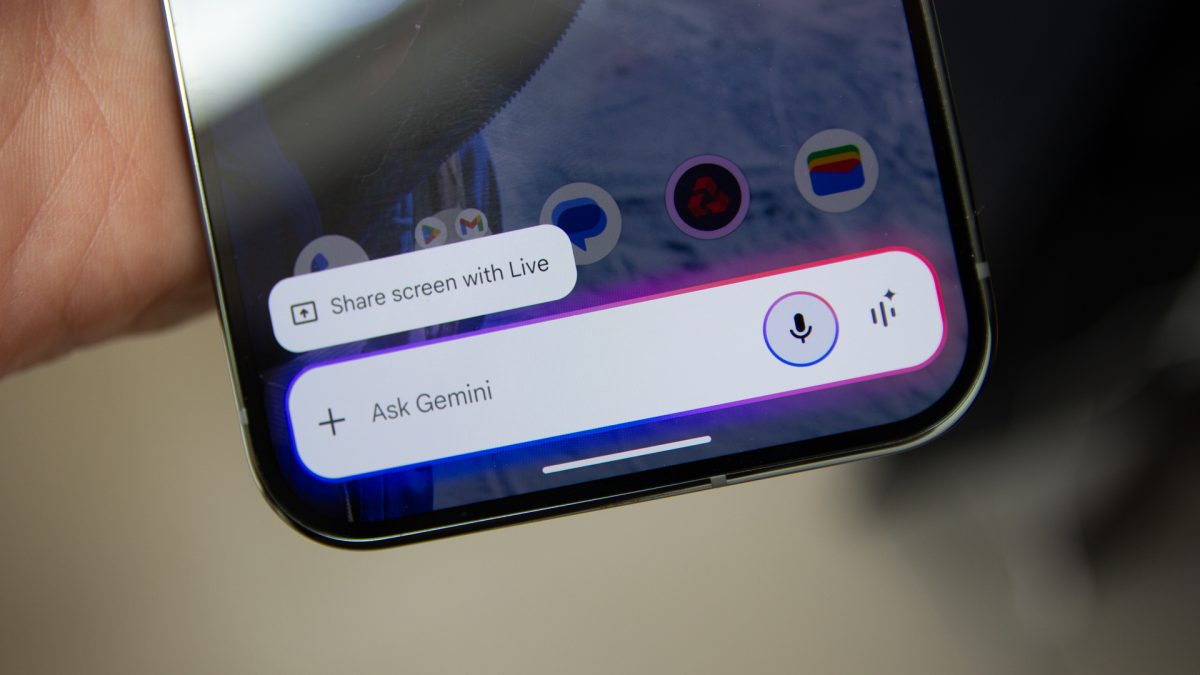 Google признала проблему AI чат-ботов: точность ответов не дотягивает до 70%