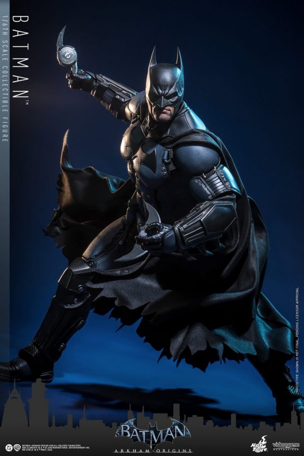 hot-toys-dc-comics-batman-sixth-scale-figure-gallery-695fd08dc40ab