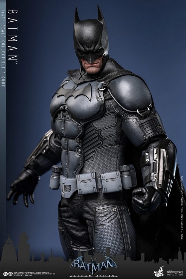 hot-toys-dc-comics-batman-sixth-scale-figure-gallery-695fd08e64da0