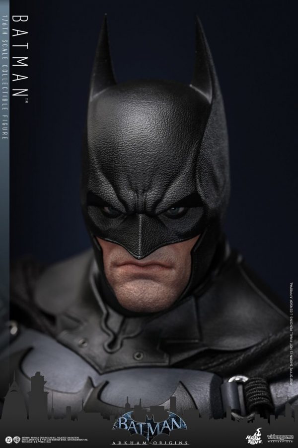 hot-toys-dc-comics-batman-sixth-scale-figure-gallery-695fd09e55e11