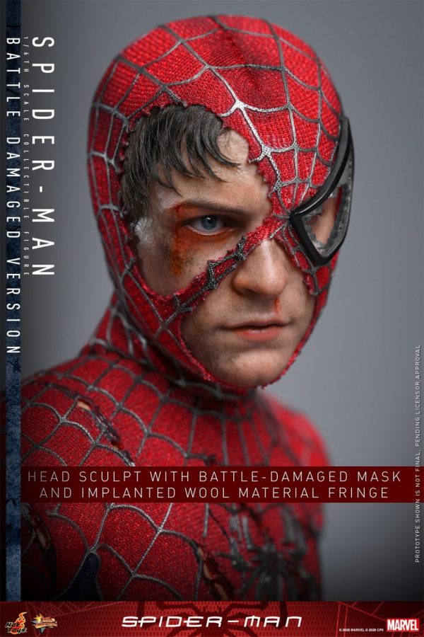 hot-toys-marvel-spider-man-battle-damaged-version-sixth-scale-figure-gallery-695816a0075a4