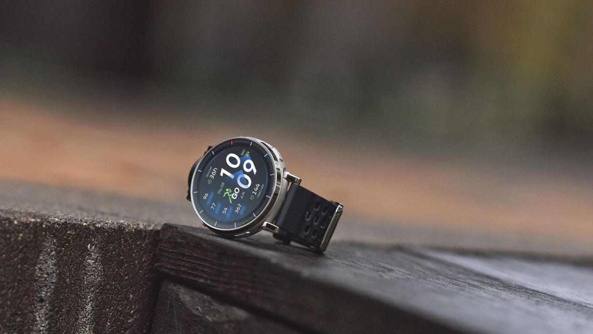 Amazfit выпустила в России смарт-часы для бега Active 3 Premium