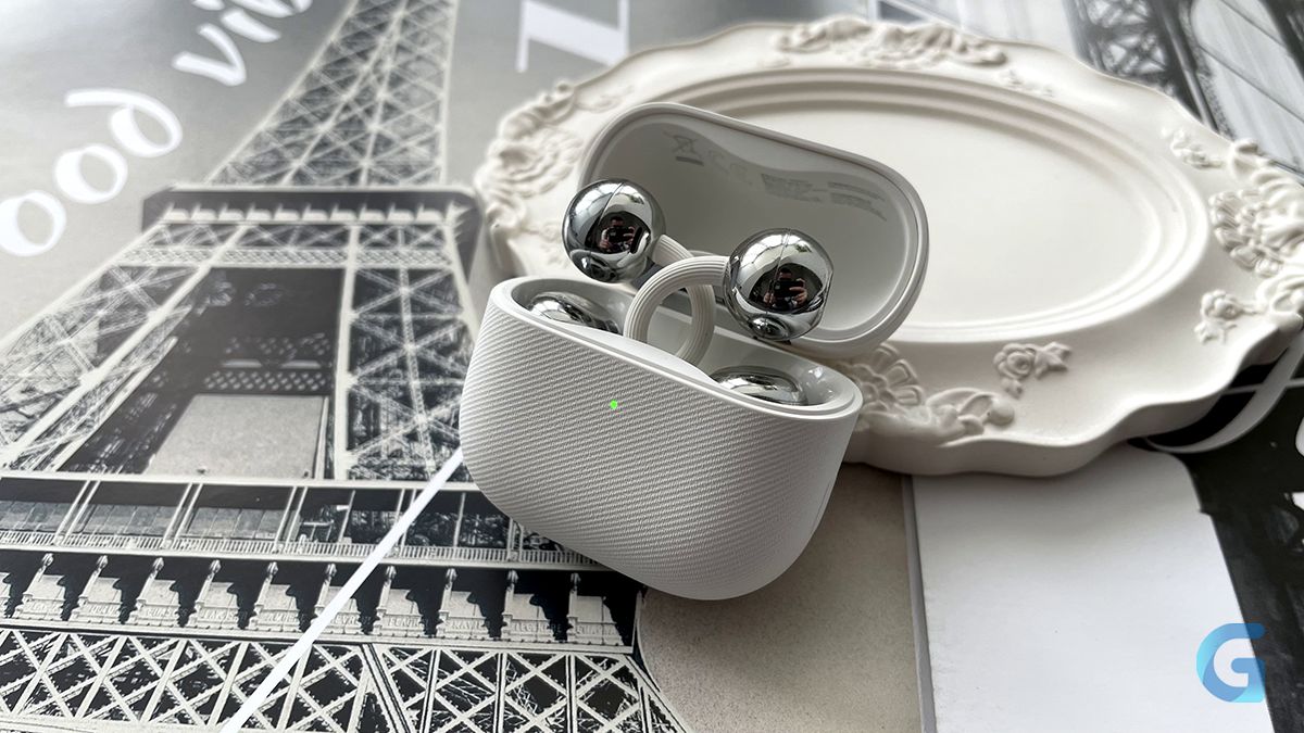 obzor-huawei-freeclip-2-4