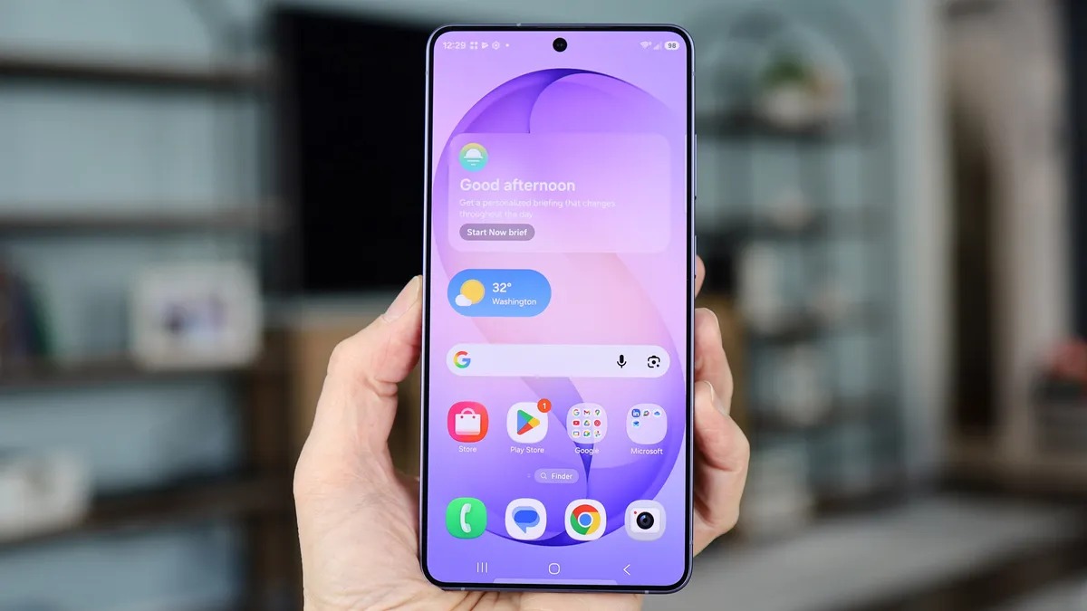 Galaxy S26 Ultra стал менее ярким из-за «приватного экрана»