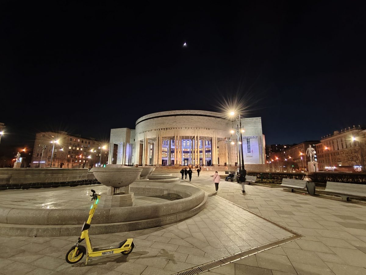 obzor-realme-16-pro-plus_50