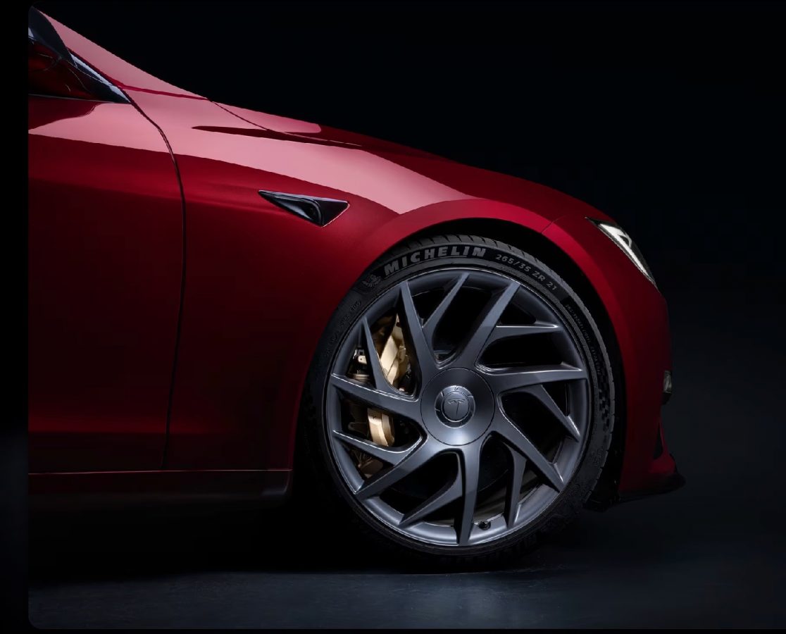 tesla-model-x-plaid-signature-edition_1