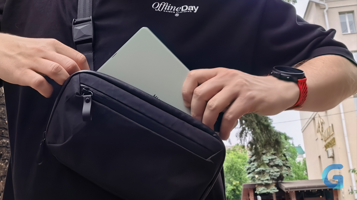 Обзор Huawei MatePad Mini в сумке