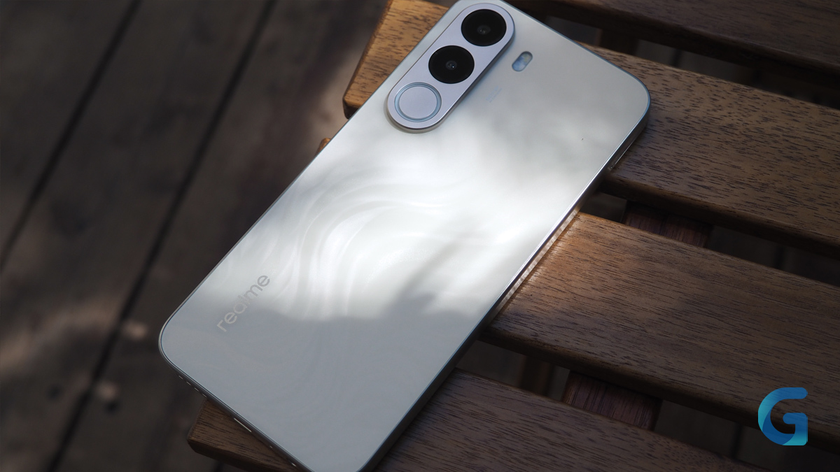 Обзор realme C100x внешний вид спинки