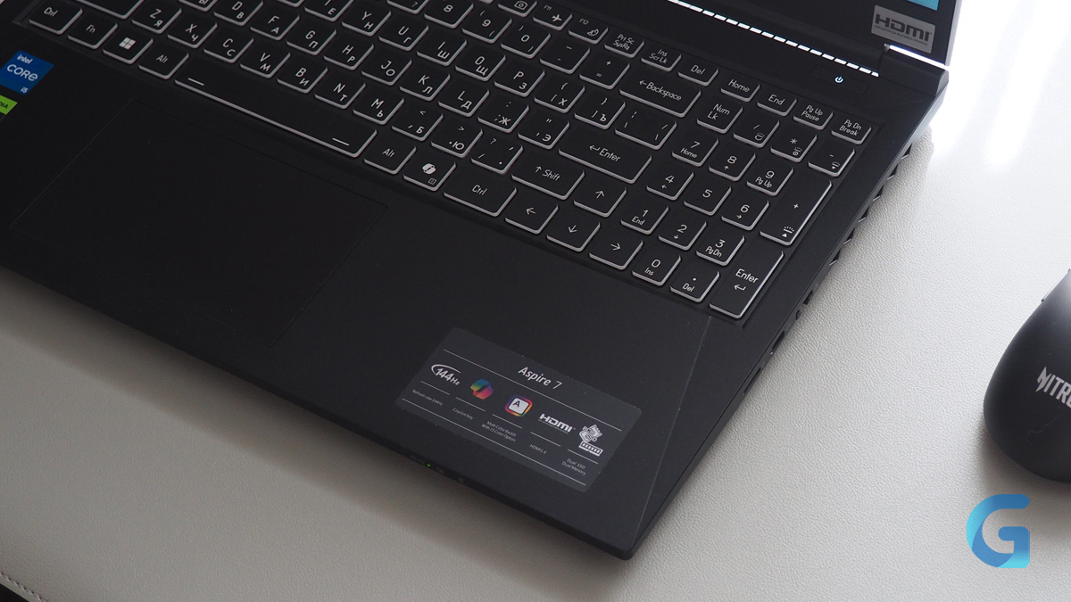 Обзор Acer Aspire 7 клавиатура