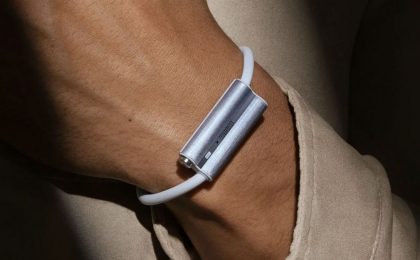 Создатели Fitbit выпустили конкурента Whoop с GPS, LTE и ИИ