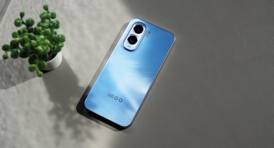 Разрядить его за день не вышло. Обзор iQOO Z11 5G