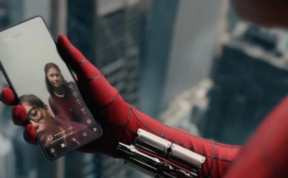В новом «Человеке-пауке» заметили необычно много рекламы Samsung