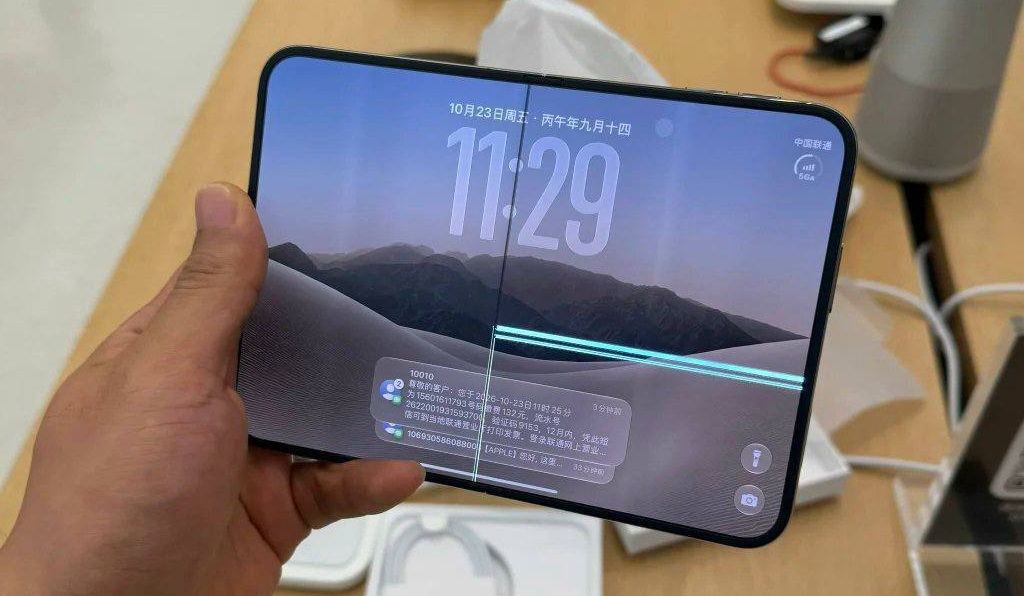 Официально: Apple прокомментировала проблему с дисплеями iPhone Duo