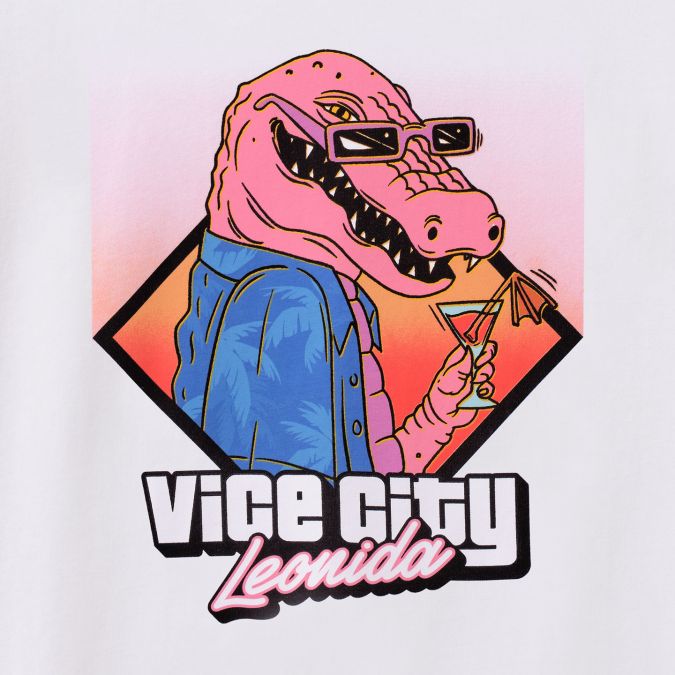 Rockstar выпустила официальную коллекцию мерча по GTA VI