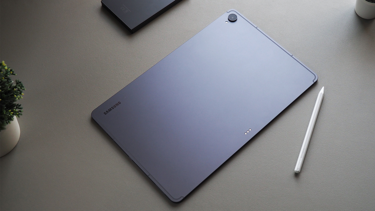 Samsung вернула большой «плюс», и не зря. Обзор Galaxy Tab S12+