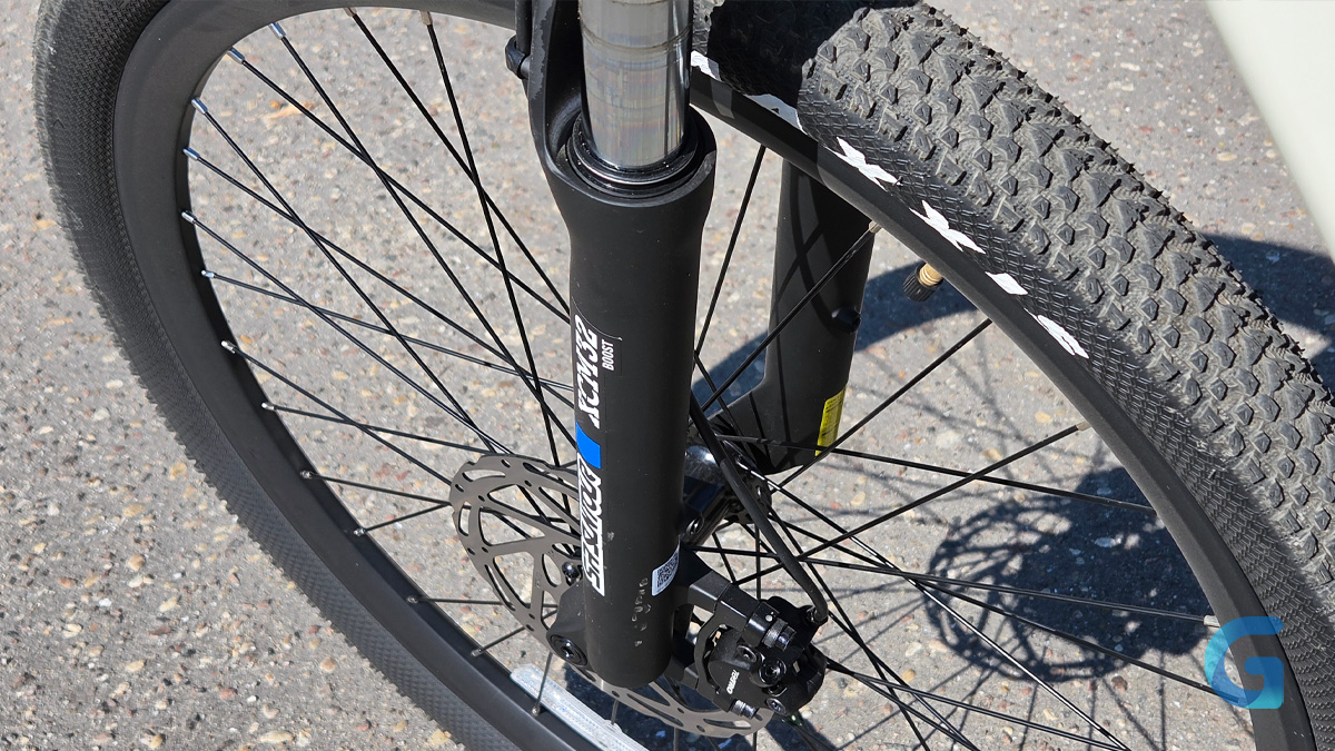 Переднее колесо, амортизационная вилка и дисковый тормоз RASKAT E-MTB