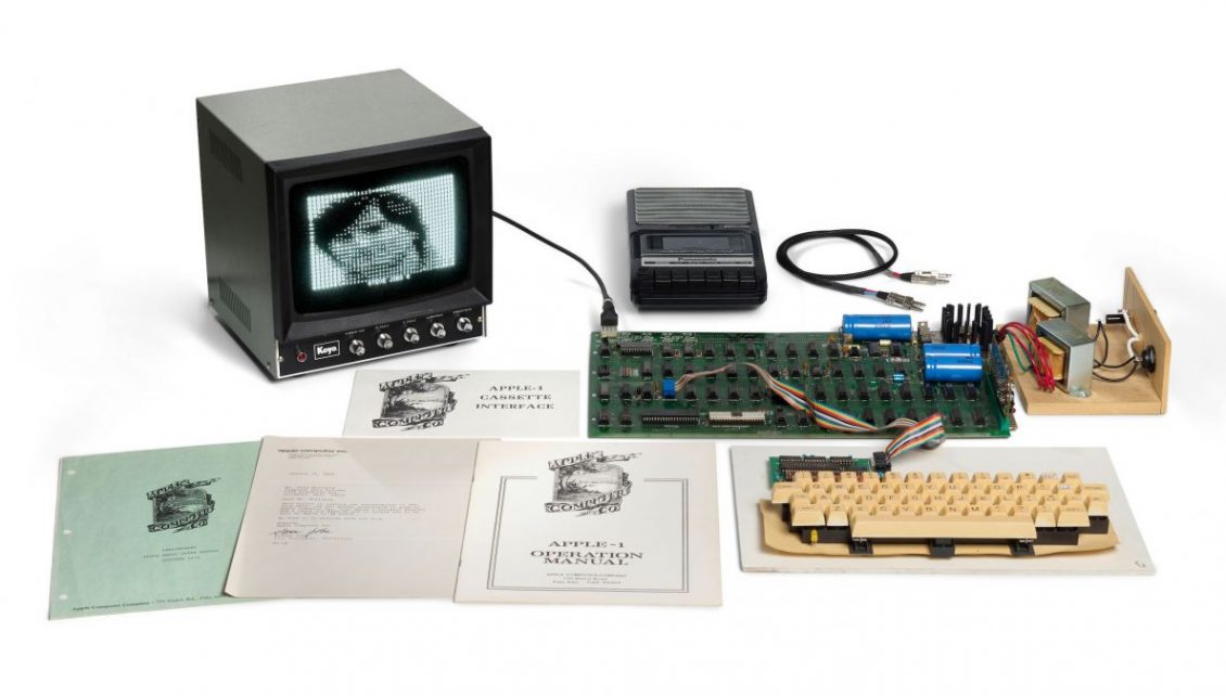 Редкий компьютер Apple-1 продали на аукционе за рекордные $1,15 млн