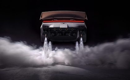 Tesla не гарантирует поставку летающего Roadster покупателям